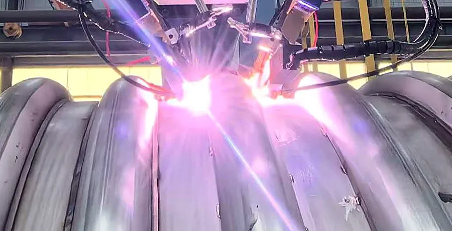 Weld forming under the arc: stable pool, even continuous ripples
